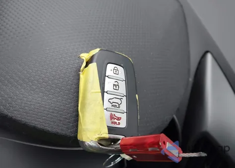 2013 Hyundai Veloster Turbo W/Blue из США, поврежденный, VIN KMHTC6AE8DU180551